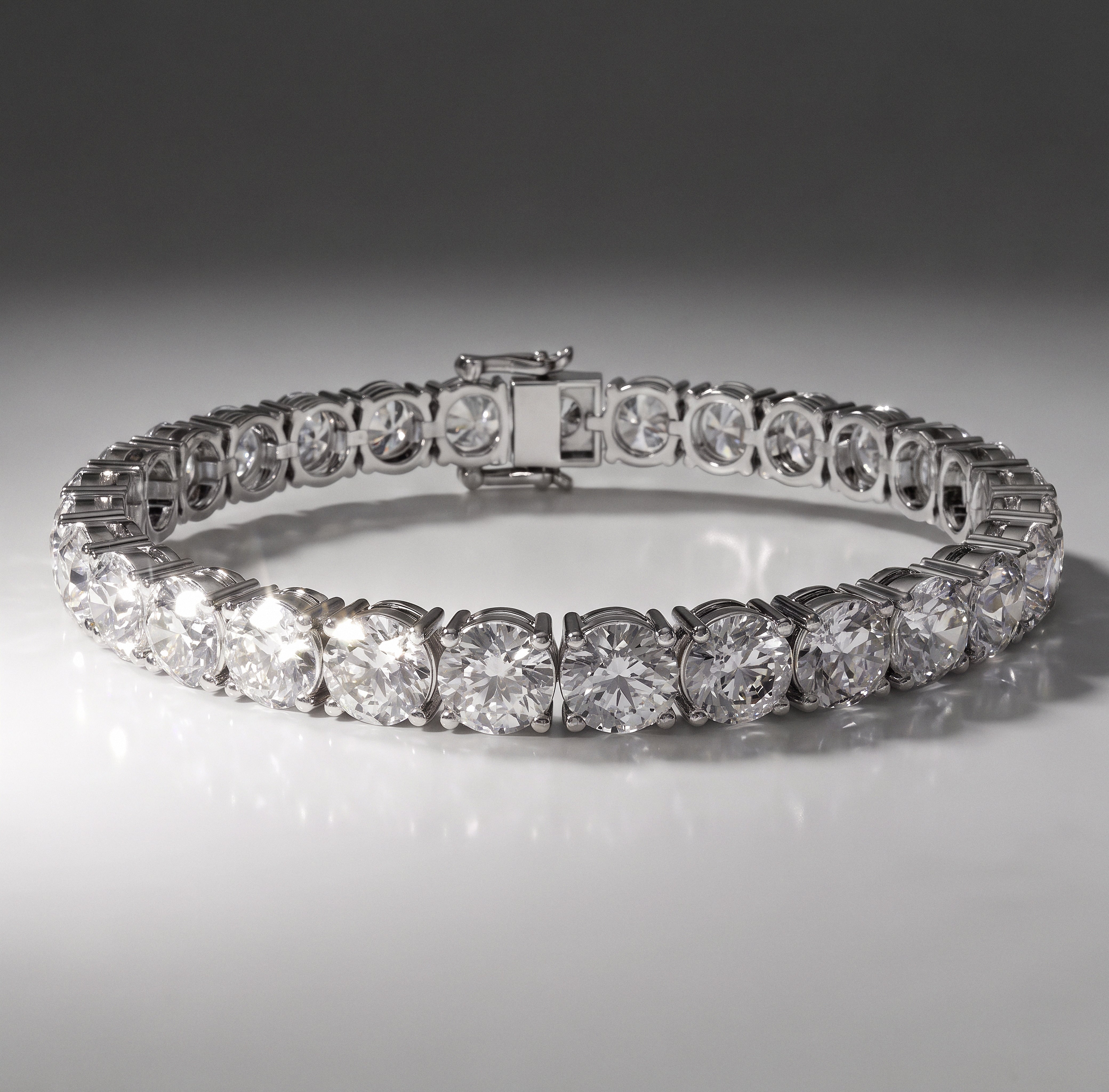 The "Bianca" Bracelet - angle 6