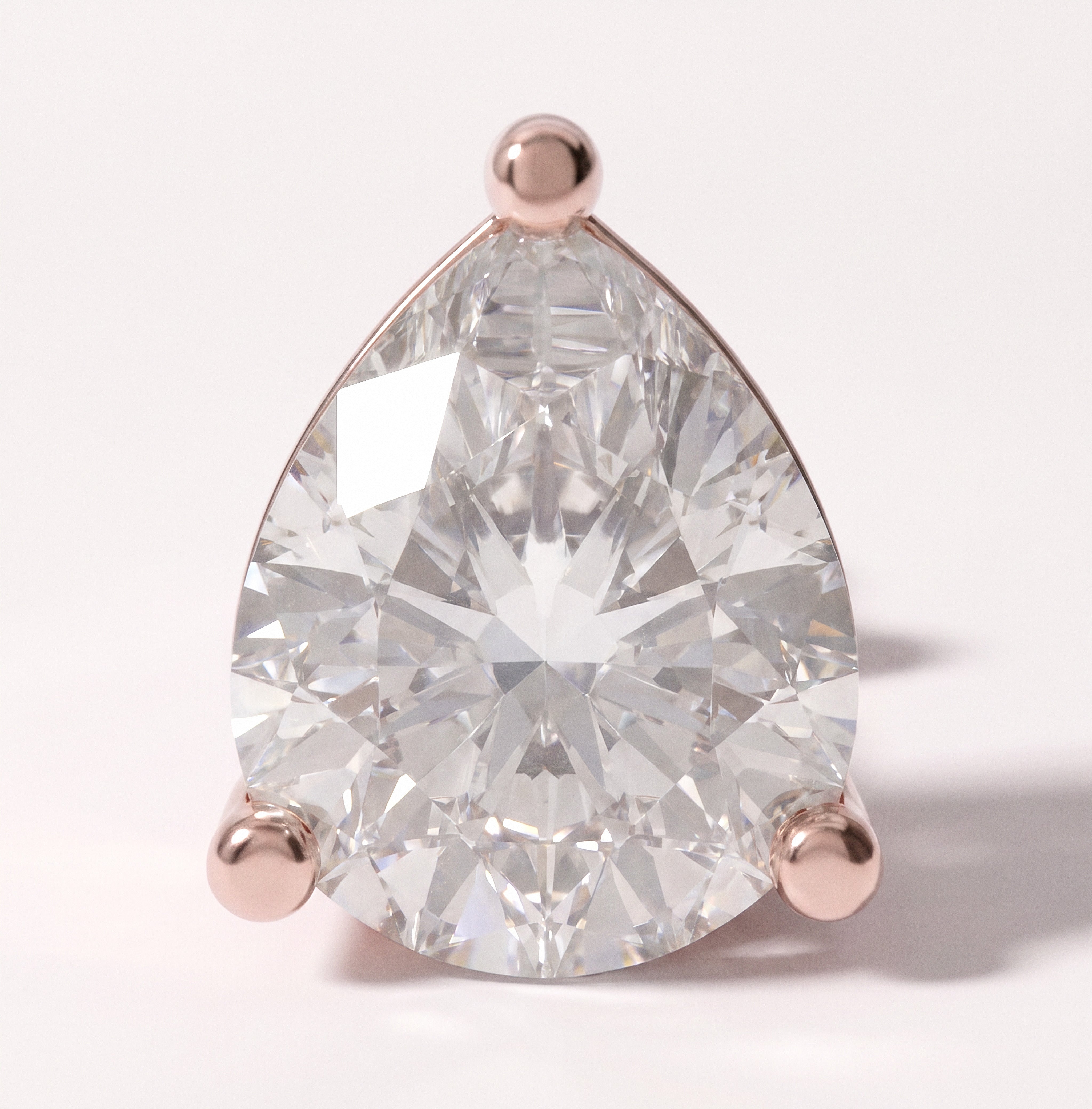The Layla Earring Set - angle 4